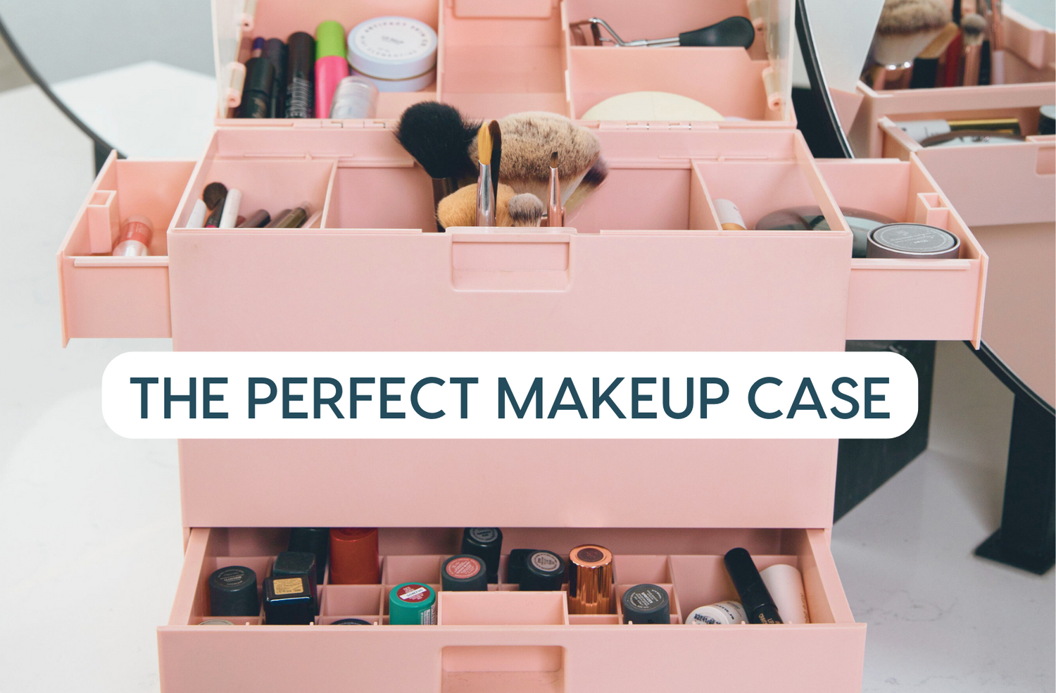 The perfect makeup case. Image os pink and gold OSHEN makeup storage case.